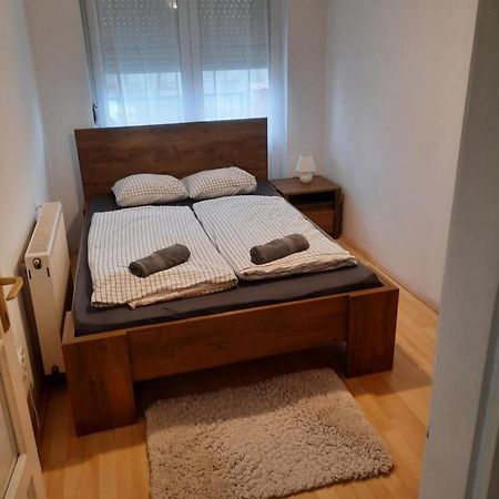 Kiskucko Apartman Хайдусобосло Экстерьер фото