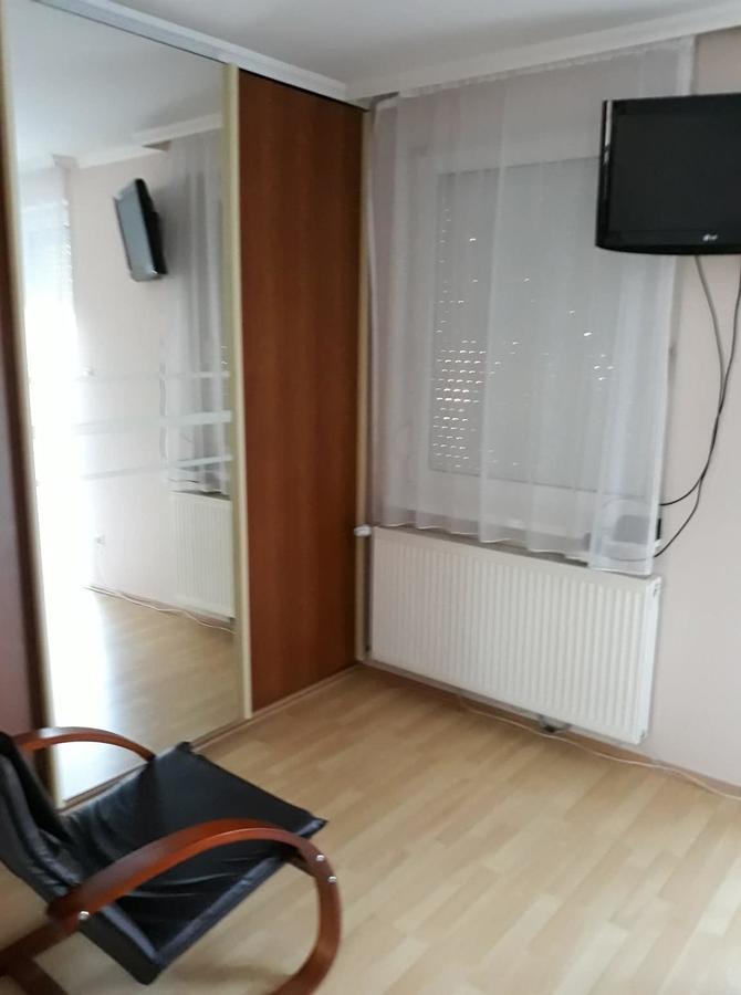Kiskucko Apartman Хайдусобосло Экстерьер фото